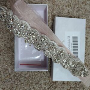 Elegant Crystal Embellished Belt